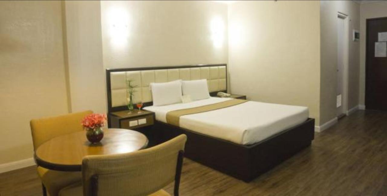 Rothman Hotel Manila Eksteriør bilde