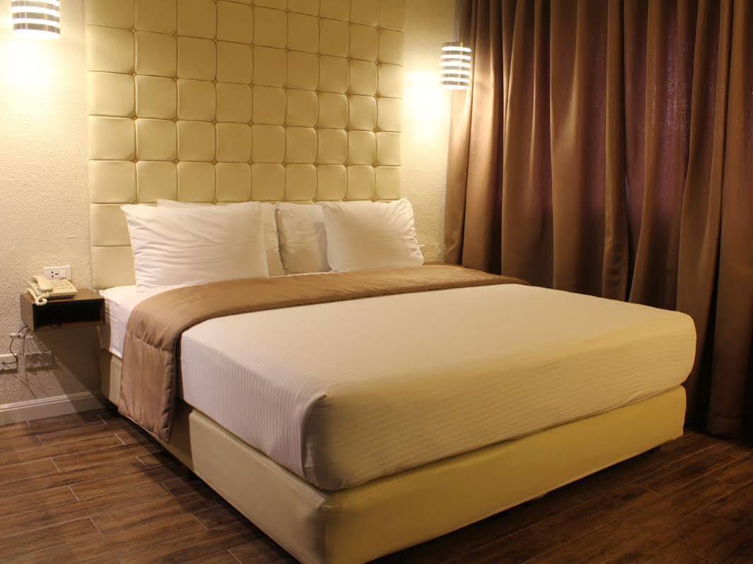 Rothman Hotel Manila Eksteriør bilde